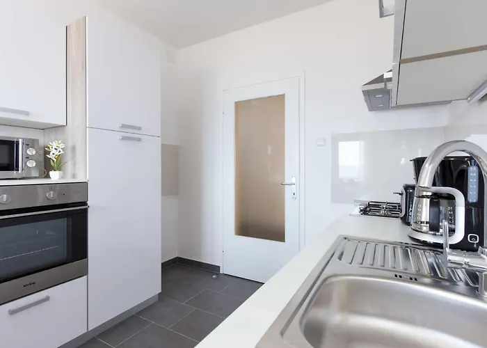 Appartamento Luka-2 By Interhome *